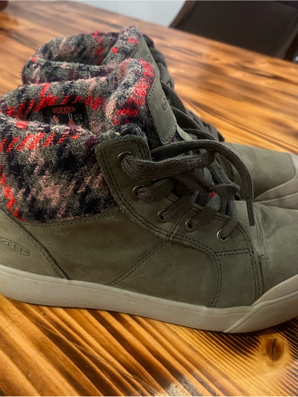 Keen Kids Olive Green High-Top Sneakers with Multicolor Wool Cuff